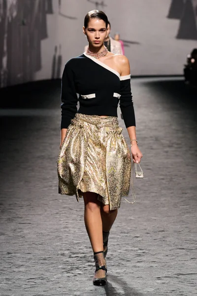 Look 51